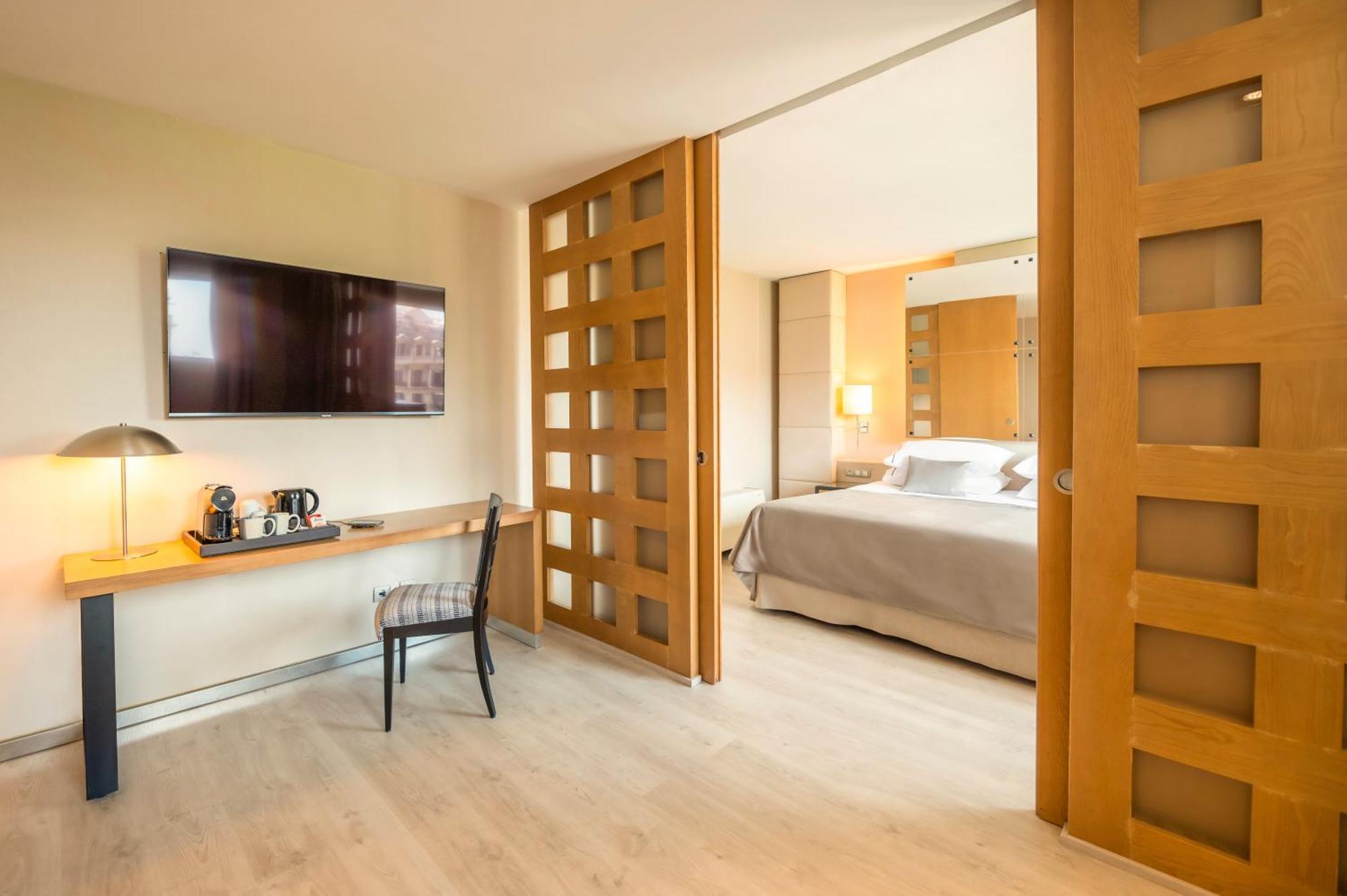 Hesperia Barcelona Presidente Hotel Kültér fotó